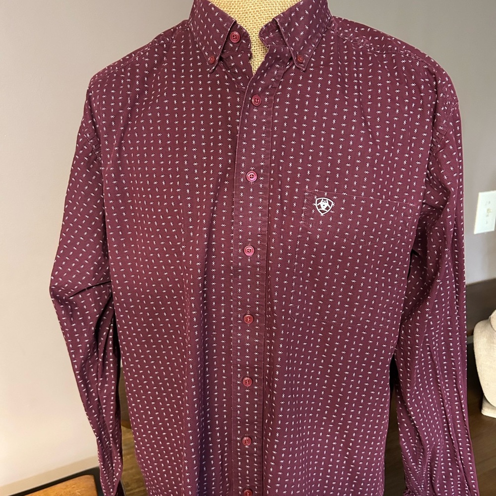 Ariat Red Casual Button Down Shirt with Geometric Pattern